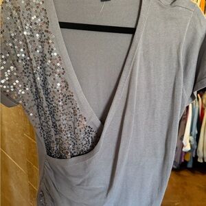 IMAN Gray Sequin Short Sleeve Top
